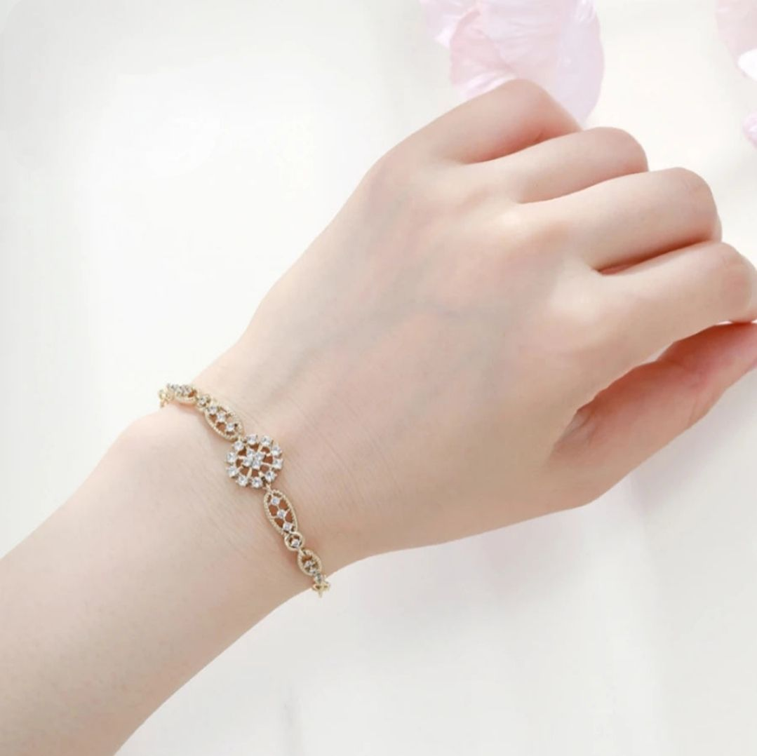 Bracelet Motif Fleur Femme